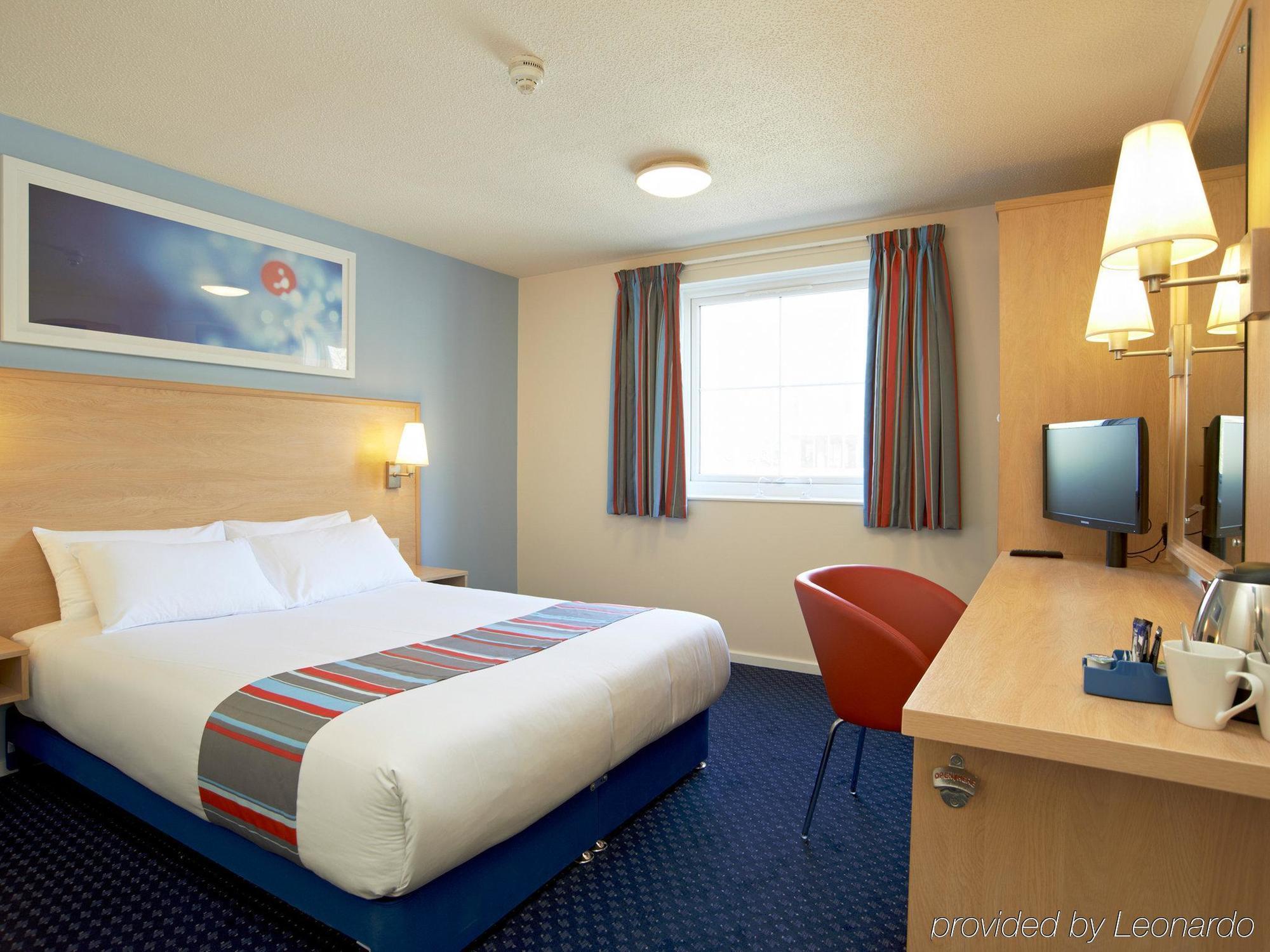 Travelodge Liverpool Central Экстерьер фото