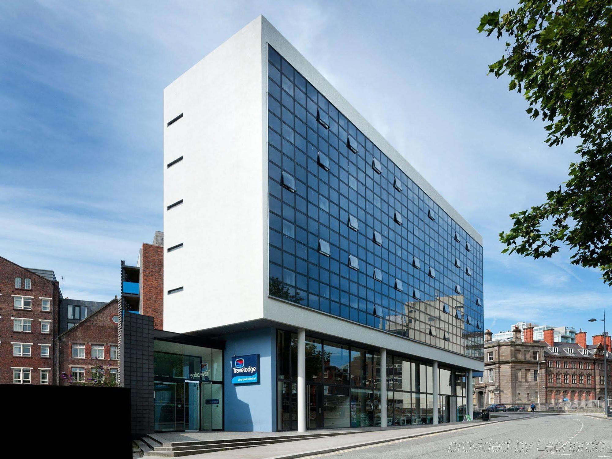Travelodge Liverpool Central Экстерьер фото